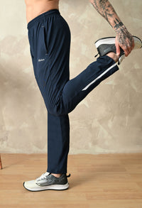 navy-white